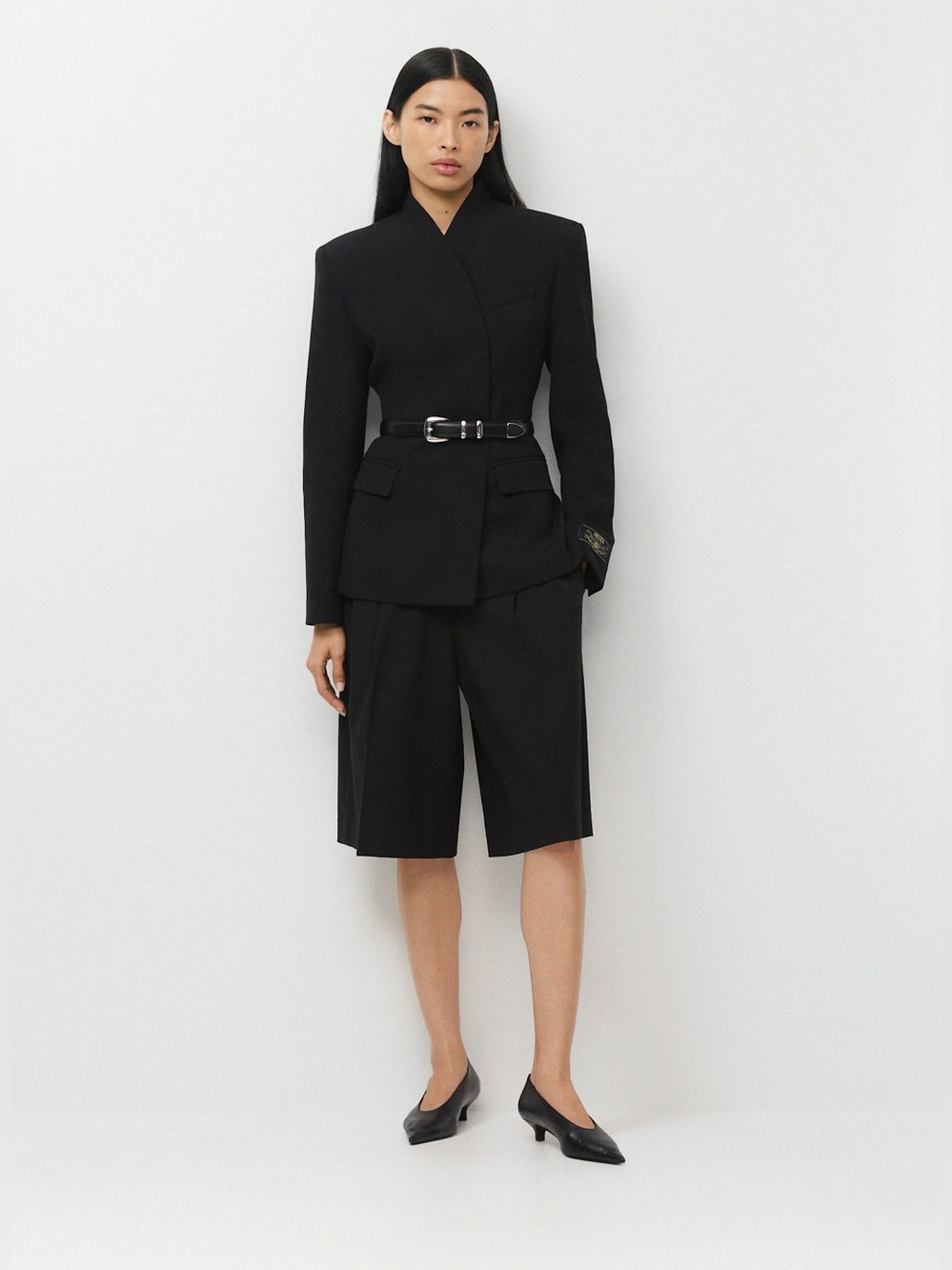 Aritzia Legendary Solid Brass Leather Belt